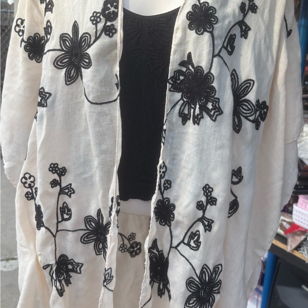 Floral Embroidered Kimono Cardigan